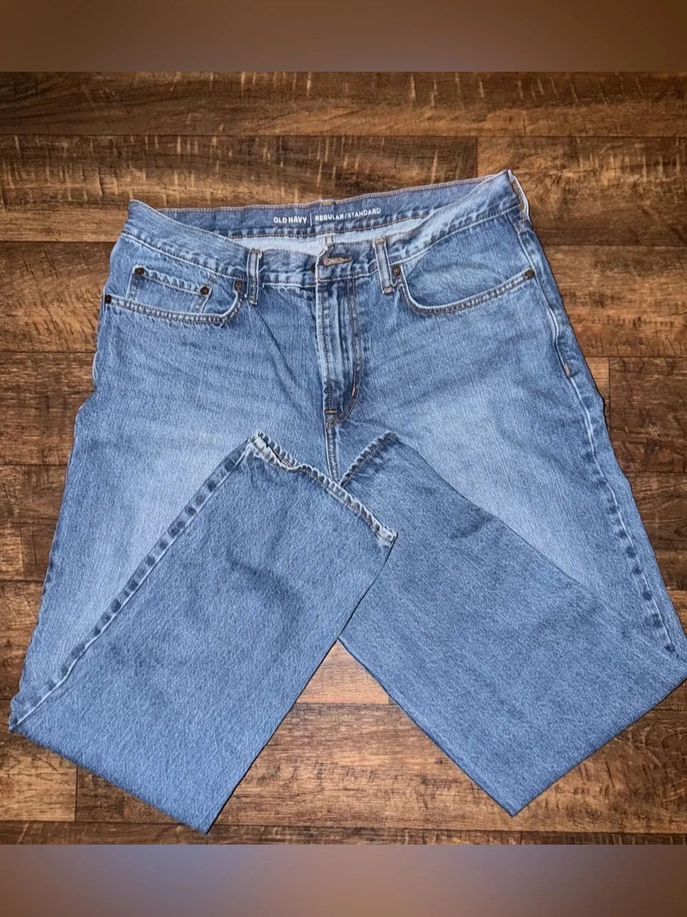 Old Navy Men’s Light Blue Relaxed Jeans